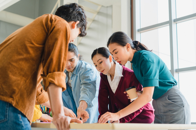 Human Resources & Organizations